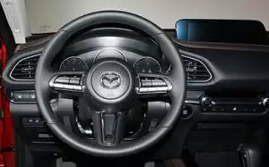 Mazda Cx-30 2.5l e-skyact g mhev 103kw at centr-line