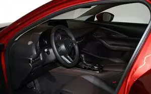 Mazda Cx-30 2.5l e-skyact g mhev 103kw at centr-line