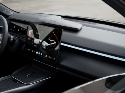 Lynk & co 08 Core