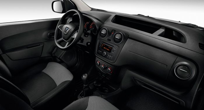 diseño interior Dacia Dokker